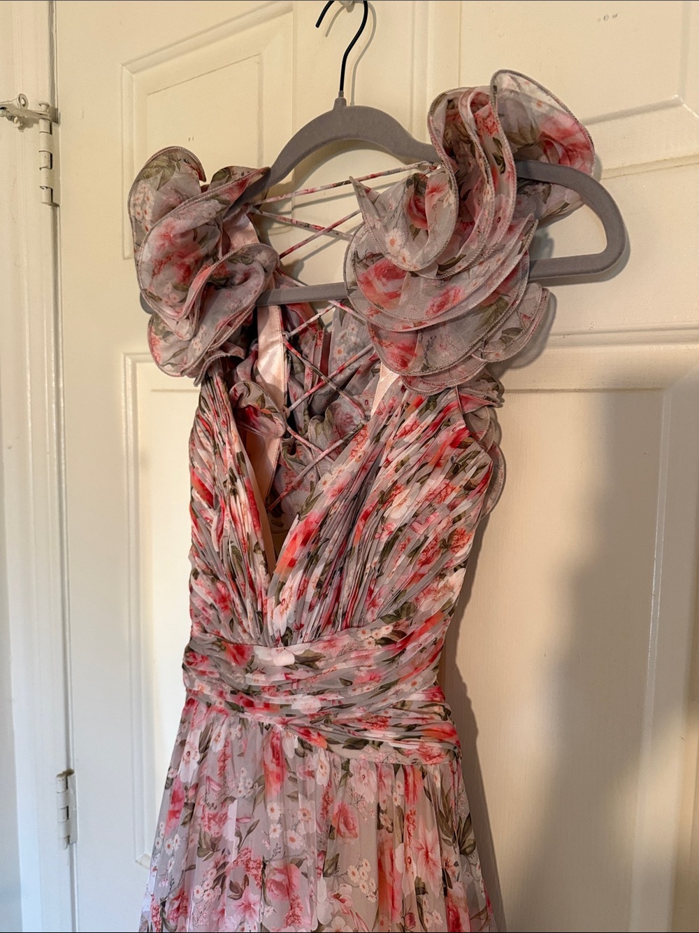 MAC DUGGAL Pink Ruffle Tiered Cut-Out Chiffon Floral Gown - Picture 5 of 16